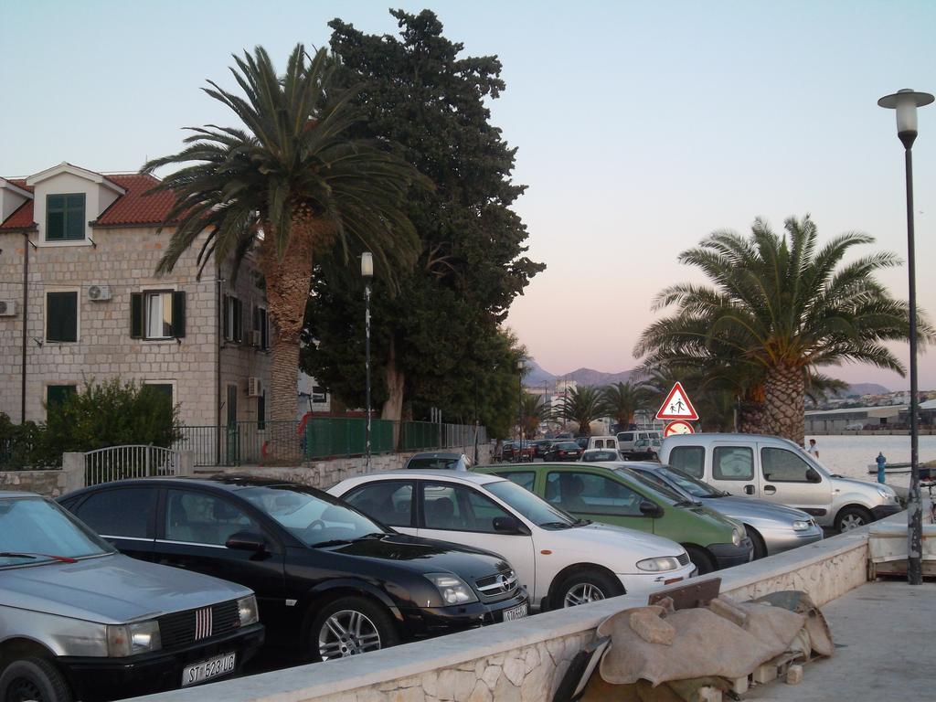 Apartments Mali Raj Vranjic Extérieur photo
