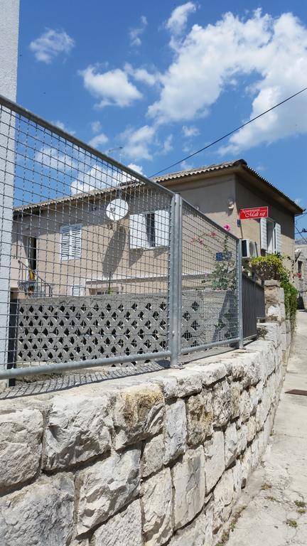 Apartments Mali Raj Vranjic Extérieur photo