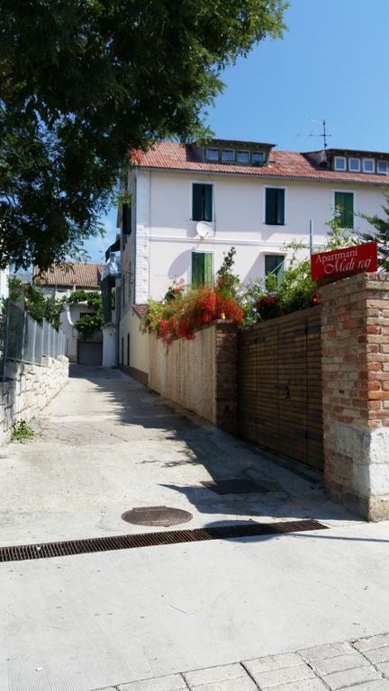 Apartments Mali Raj Vranjic Extérieur photo