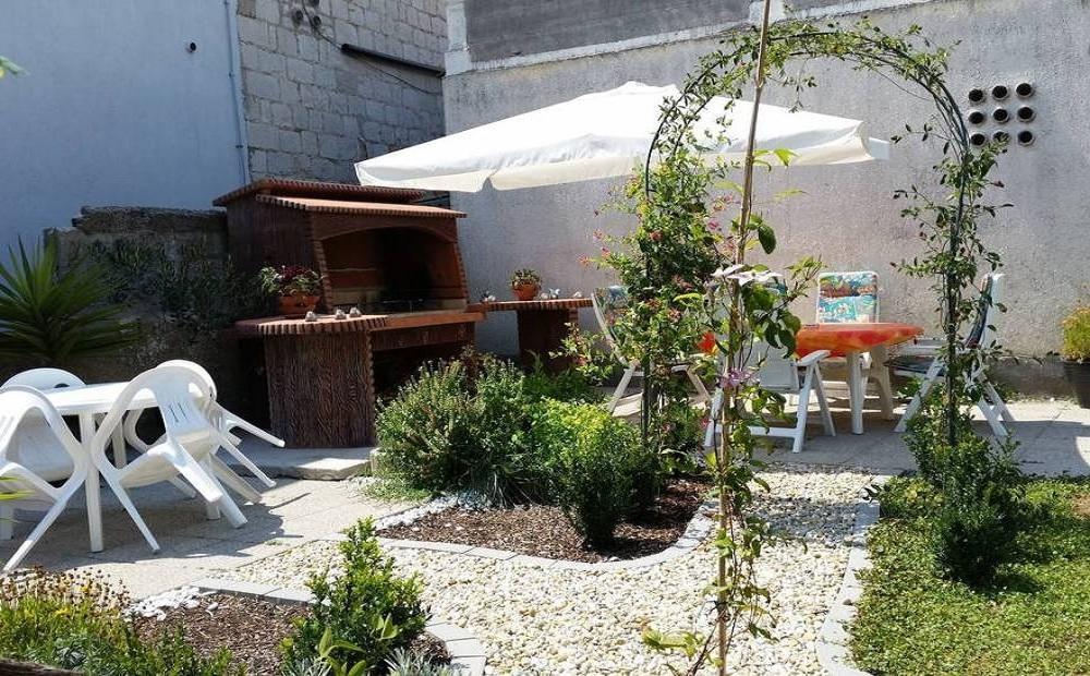 Apartments Mali Raj Vranjic Extérieur photo