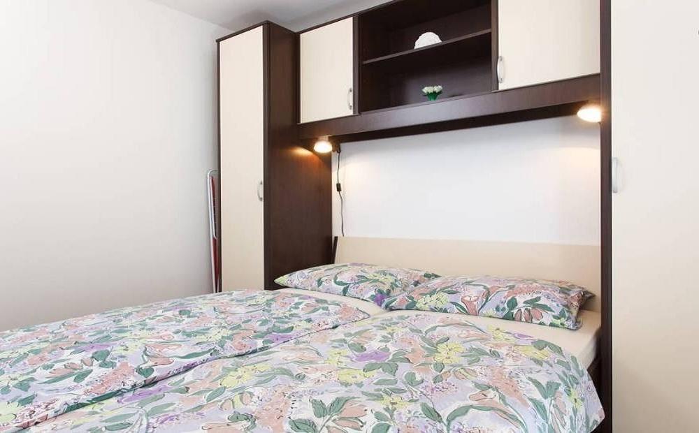 Apartments Mali Raj Vranjic Extérieur photo